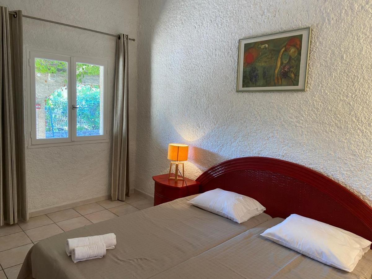 Les Lodges De La Plage U Dragulinu Сари-Соленцара Экстерьер фото