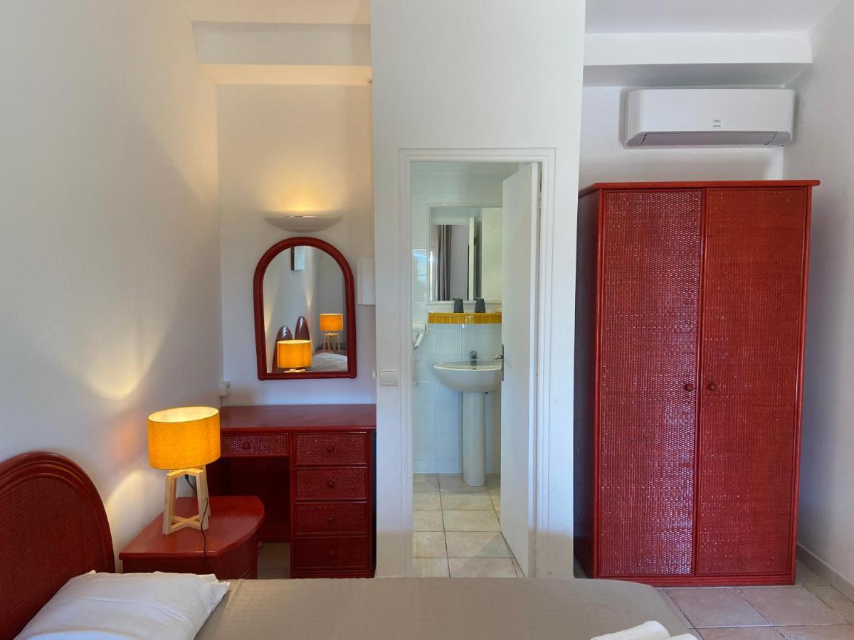 Les Lodges De La Plage U Dragulinu Сари-Соленцара Экстерьер фото